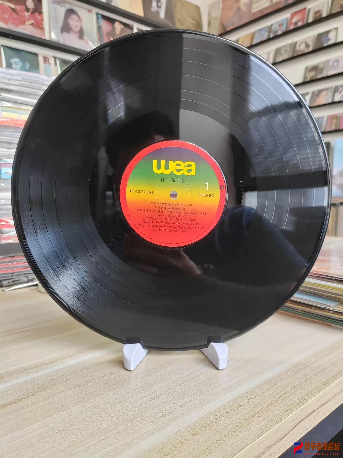 CD-.jpg